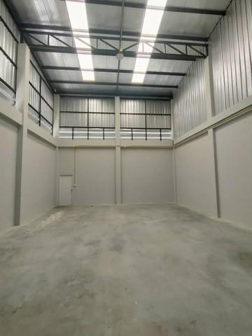 รหัสC7038 ให้เช่าโกดังสร้างใหม่ พร้อมออฟฟิศ 3ชั้น หลังมุม ย่านบางใหญ่ ซอยกัตนา นนทบุรี 7