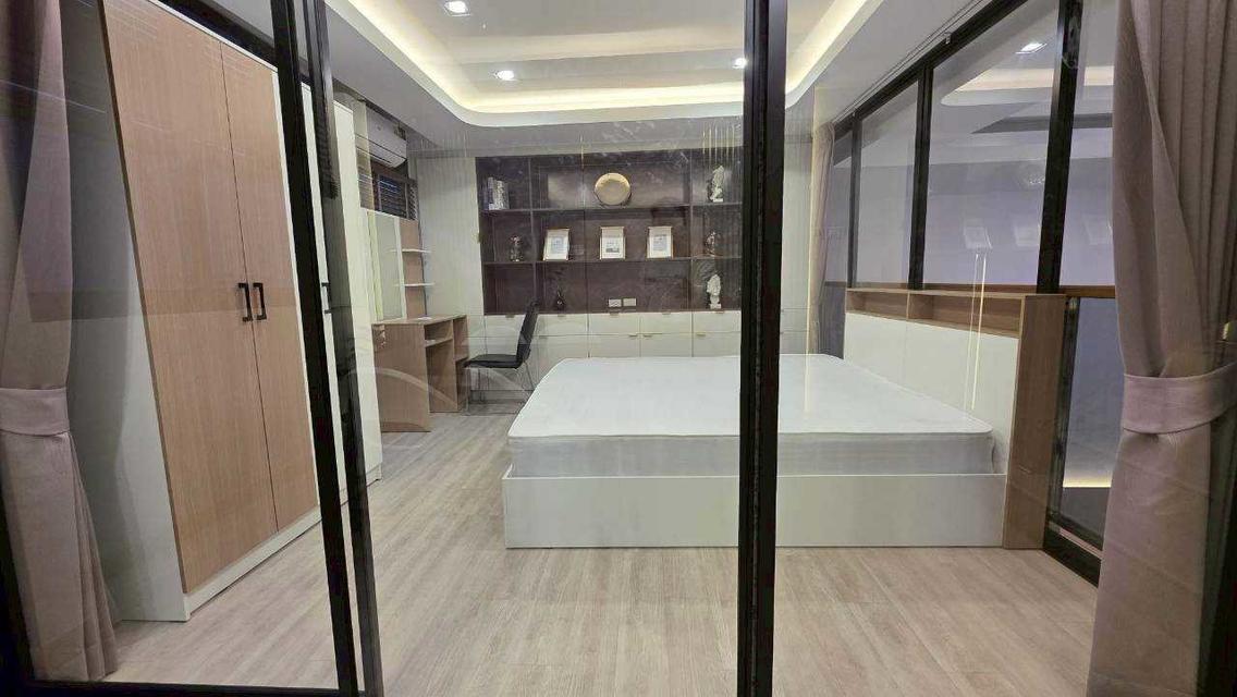 [ให้เช่า] ทาวน์โฮม 3.5 ชั้น หลังใหญ่ สวย โครงการไดมอนด์ วิลล์ ลาดพร้าว-วังหิน เฟอร์นิเจอร์ครบ พร้อมเข้าอยู่! ทำเลทอง เหมาะทั้งอยู่อาศัย อ 20