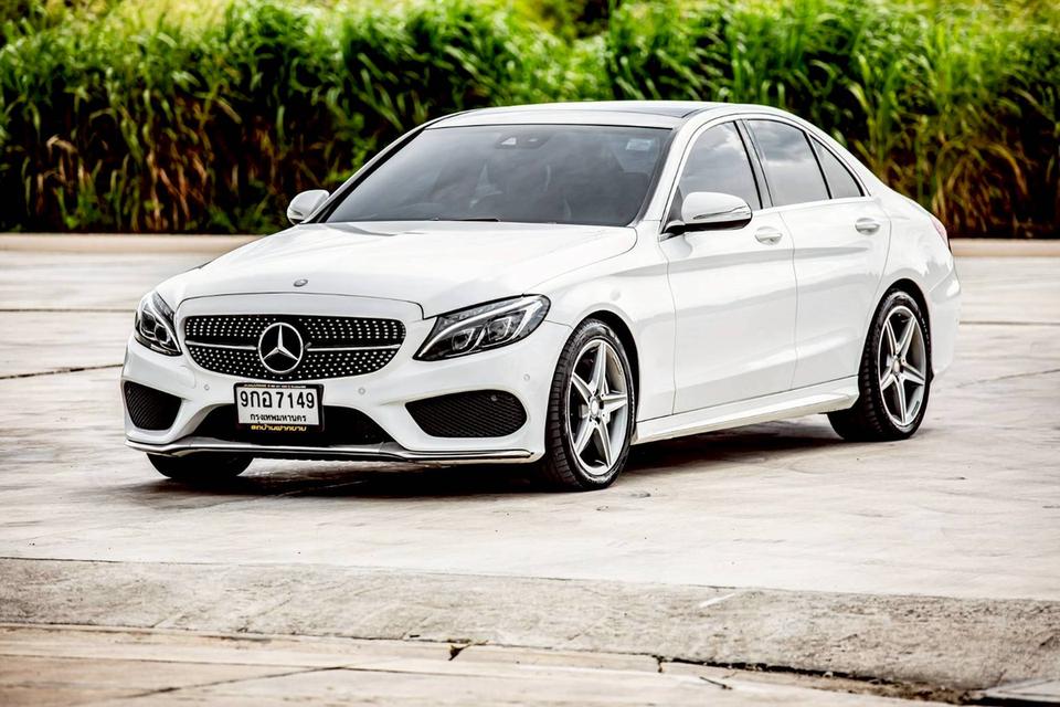 Benz C300 AMG Bluetec เบาะแดง ปี 2016 สีขาว 1