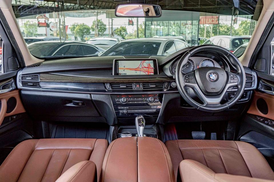 รหัสรถ NP4725 รุ่นรถ : BMW X5 SDRIVE25Dปีรถ : 2015 11