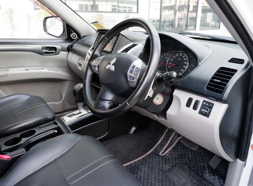 Mitsubishi Pajero Sport 2.5 GT AT ปี2015 13