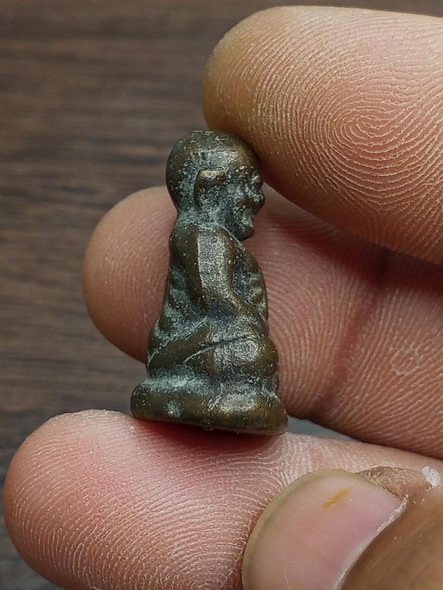 หลวงพ่อเงินออกวัดท้ายน้ำ 4