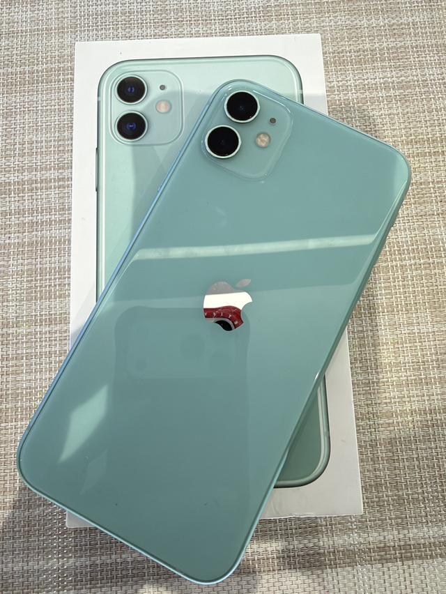 iPhone 11 64GB มีตำหนิหน้าจอนิดนึงครับ รูปที่ 10