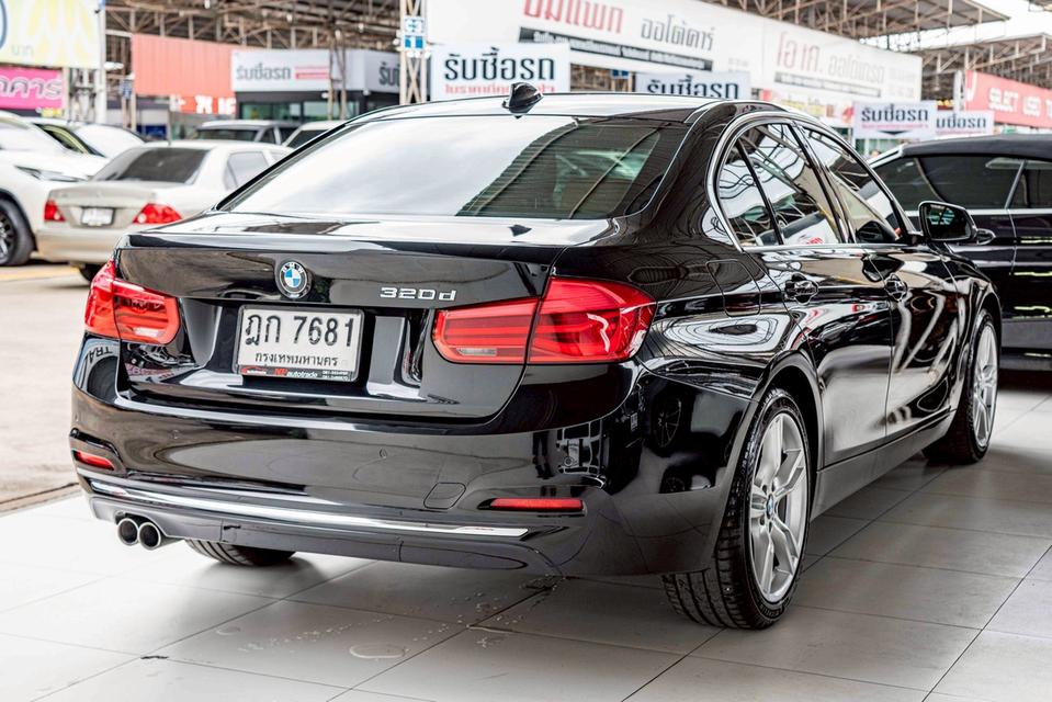รหัสรถ NP7681 BMW 320d ICONIC LCI 2017 9