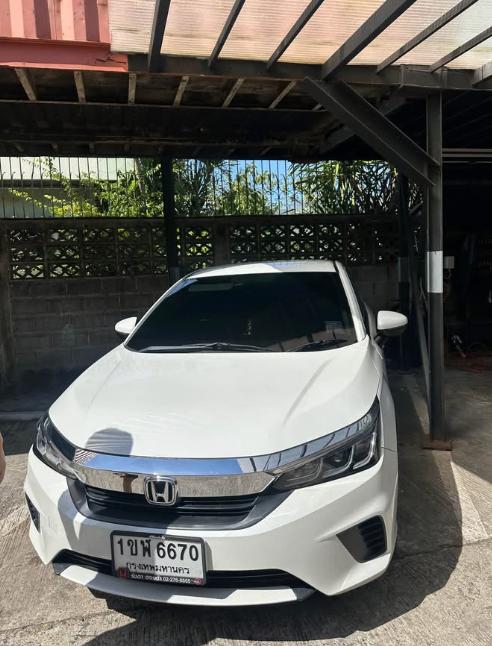 Honda City ปี 2021 สีขาว 2