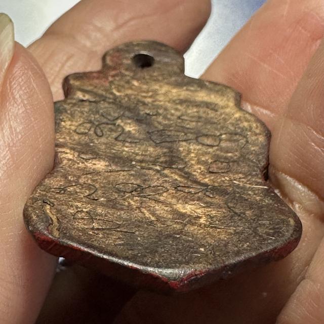 พระราหูอมจันทร์ กะลาแกะ หลังจาร ลงชาด รูปที่ 6