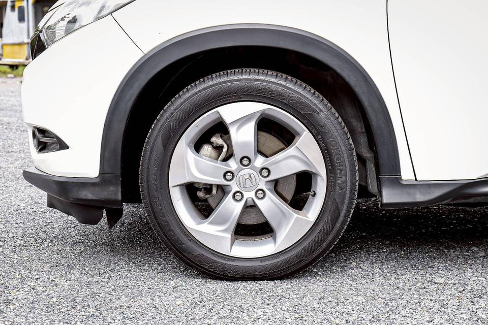 HONDA HR-V 1.8 S ปี 2015