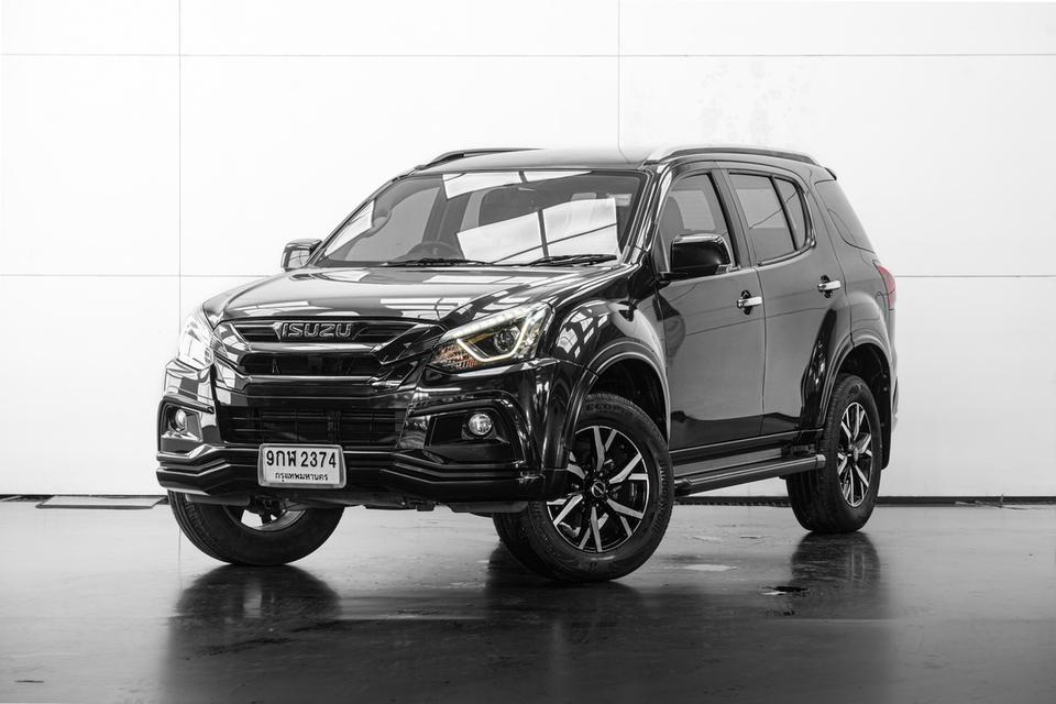 2020 ISUZU MU-X 3.0 THE ONYX 2WD SUV สีดำ เลขไมล์ 85236 กม.