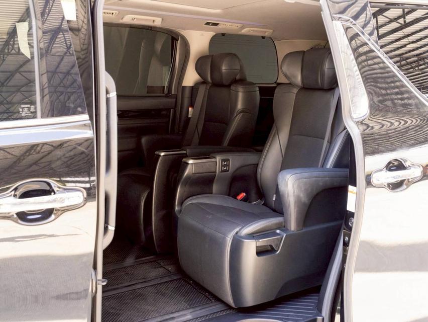 TOYOTA ALPHARD 2.5 SC PACKAGE  ปี จด 2022 ✨️ #ประกันเครื่องเกียร์ 3 ปี 30,000 km. ✨️ 16