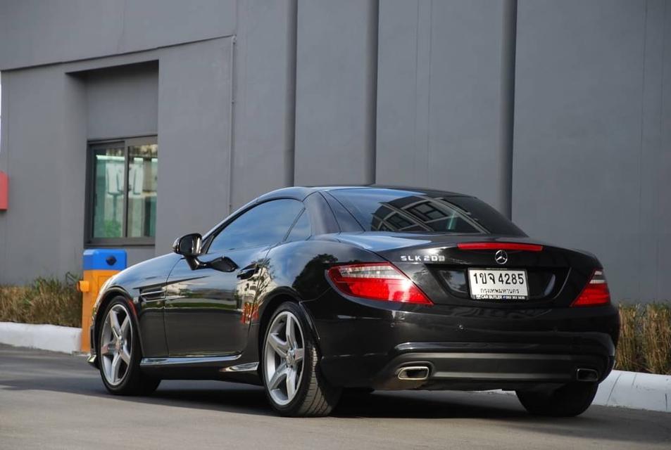 2012 Mercedes Benz SLK 200CGI AMG auto 5