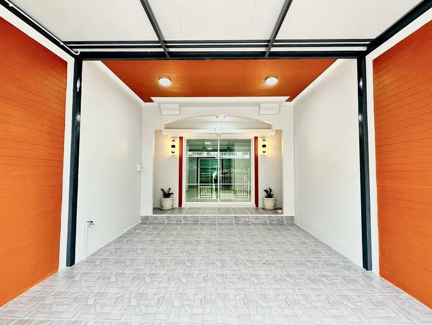 หมู่บ้านลภาวัน1      5