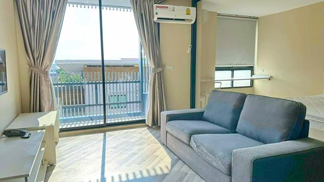 Vento Condo .ตลาดนัดหัวมุม 1.2 กม. เกษตร-นวมินทร์ ให้เช่า คอนโด ตึกA ชั้น4 พร้อมเฟอร์ เครื่องใช้ไฟฟ้า ม.ศรีปทม 1นอน 1น้ำ 1