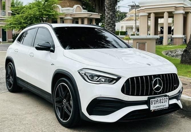 Mercedes-AMG GLA35 4Matic (Night Package)