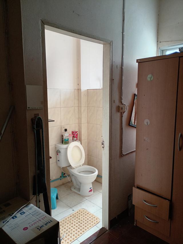 บ้านทาวน์โฮม​2​ชั้น​ 3​ ห้อง​น้ำ​2​ห้องนอน 14