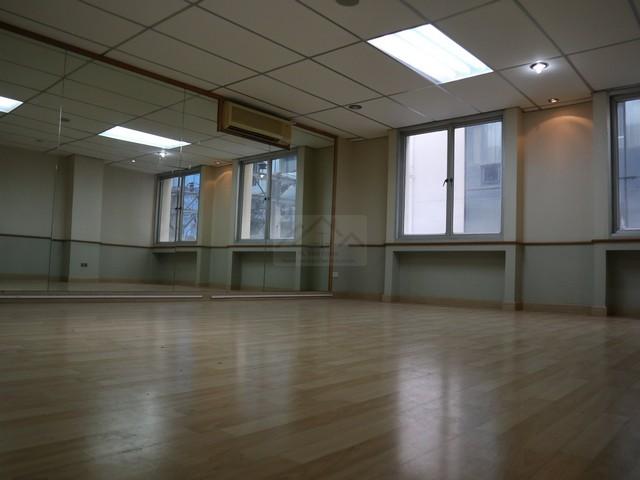 ให้เช่าอาคาร 7 ชั้น 1150 ตรม. พร้อมลิฟท์ ถนนรัชดาภิเษก ติด MRT รัชดาภิเษก เหมาะทำธุรกิจ 2