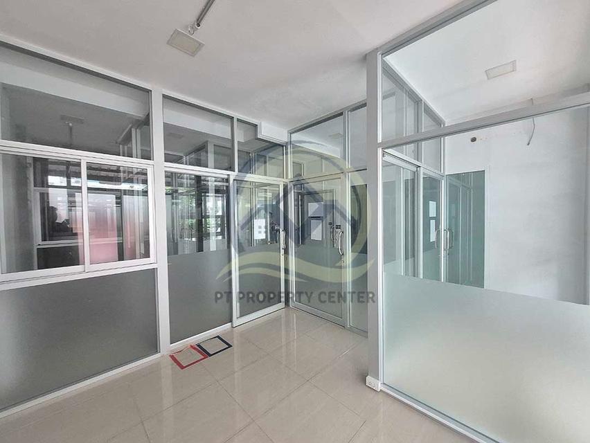 ขาย+เช่า หมู่บ้านพรีเมี่ยมเพลส1 เอกมัย-รามอินทรา ถนนสุคนธสวัสดิ์ 3