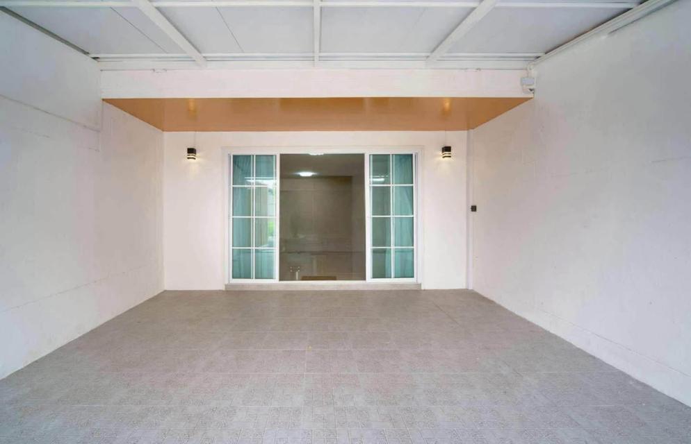 ทาวน์โฮมพัทยา รีโนเวทใหม่ 2.49 ล้าน! 3