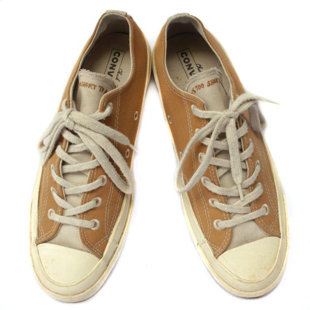 CONVERSE รองเท้าผ้าใบมือสอง สีเหลืองทอง สภาพเหมือนใหม่ จัดส่งฟรี!!! เก็บปลายทาง
