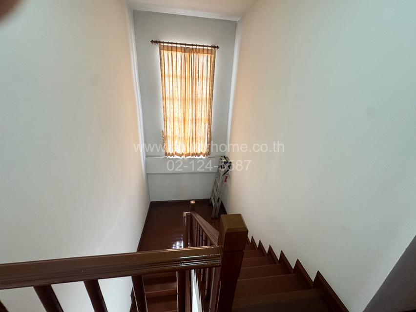 หมู่บ้านลลิลกรีนวิลล์ ถนนสุขาภิบาล 5 แขวงออเงิน เขตสายไหม กรุงเทพมหานคร 11