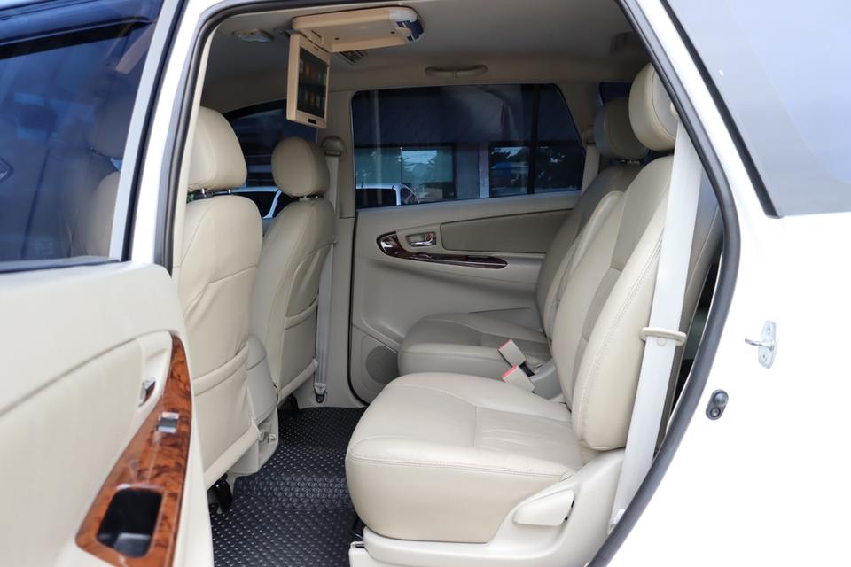 2013 TOYOTA INNOVA 2.0V 8