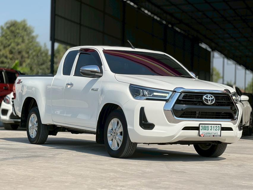TOYOTA HILUX REVO 2.4 MID Z EDITION ปี 2022