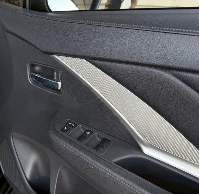 Mitsubishi Xpander 1.5GT ปี19 14