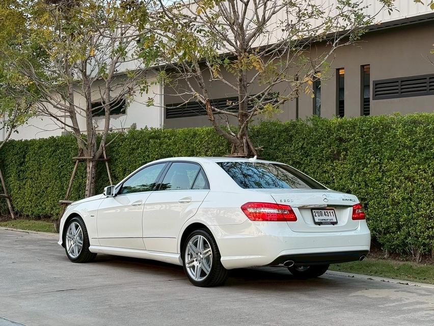 รหัสรถ AP4311 Mercedes-Benz #e200 #w212  ปี 2012 ชุดแต่ง AMG รอบคันจากโรงงาน สีขาว  4