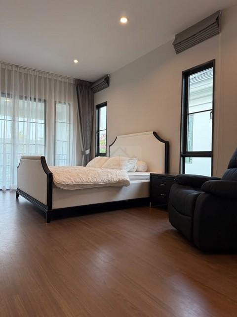 ให้เช่าบ้านเดี่ยวหรู 2 ชั้น 247 ตร.ม 4 ห้องนอน โครงการเศรษฐสิริ บางนา กม.10 ติดถนน บางนา-ตราด ใกล้เมกะบางนา 6