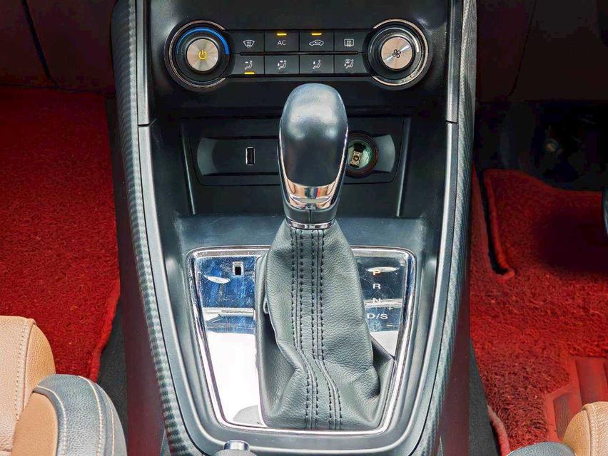 2018 MG ZS 1.5D 8