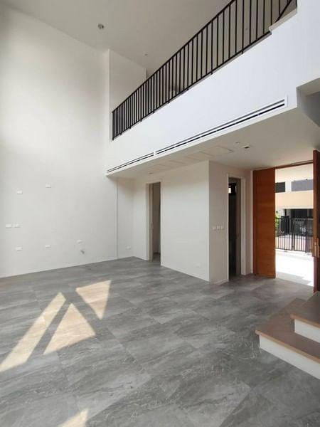 ด่วนหลุดจอง...ให้เช่าทาวน์โฮม 3.5ชั้นย่านThe Nine พระราม9 หัวหมาก รามคำแหง ศรีนครินทร์ พัฒนาการ โครงการไอเรส พระราม 9 Aires Rama 9 ใกล้กับ เดอะไนท์ 1