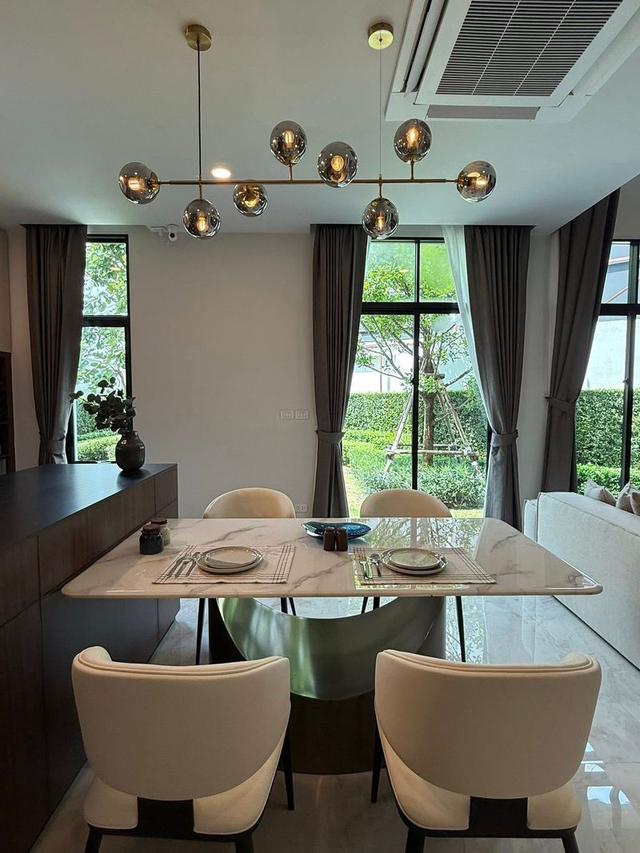 ขายบ้านหรู บ้านเดี่ยว 3 ชั้น ทำเลราชพฤกษ์  The Master ราชพฤกษ์-สะพานเจษฎาบดินทร์     - บ้านเดี่ยวที่ดิน 102 ต.ร.วา   - พื้นที่ใช้สอย 423 ต.ร.ม.  4
