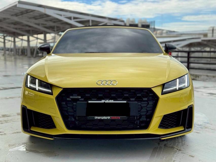 Audi TT 45 TFSI Final Icon Black Convertibleปี 2023 ไมล์ 3,xxx kmราคา 2,390,000 บาท รูปย่อยที่ 4