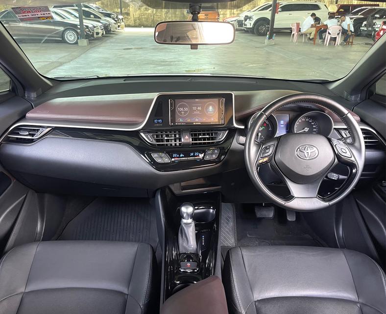 ขาย Toyota CHR 1.8Hybrid Mid ปี19 12