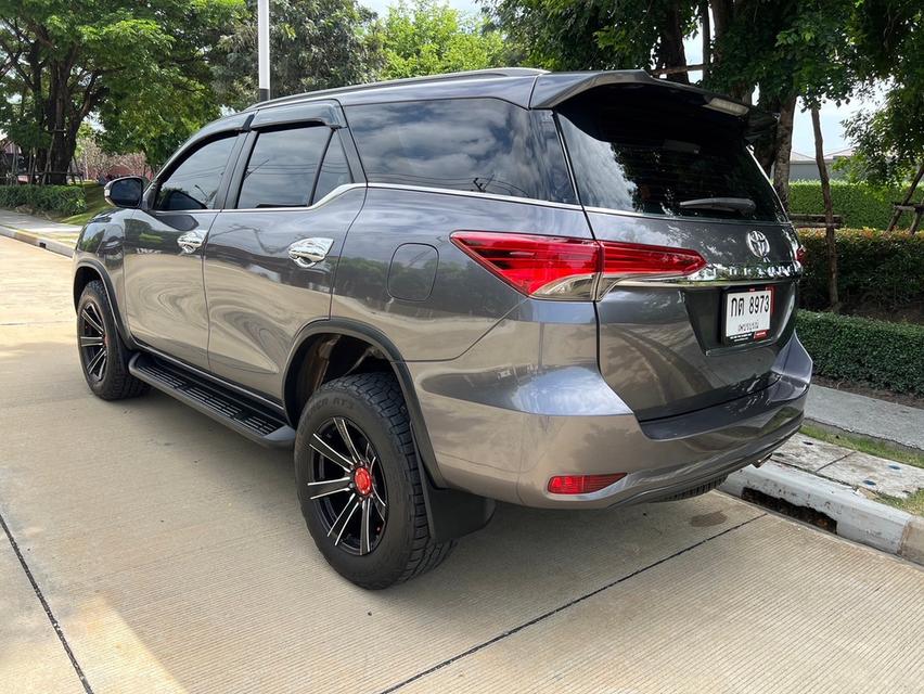 Toyota Fortuner 2.4 2WD ปี 2017  4