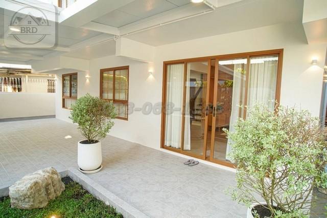 สุดคุ้ม รีโนเวทให้ ตกแต่งพร้อมเข้าอยู่ สถานีรถไฟฟ้าหน้าหมู่บ้าน ลาดพร้าว 115 ขาย 12 ล้าน ลาดพร้าว กรุงเทพมหานคร 9