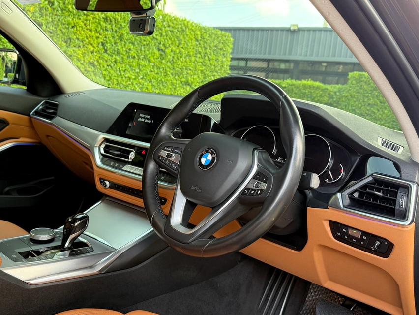 2020 BMW 320D LIMOUSINE รถมือเดียวออกป้ายแดง รถวิ่งน้อย เข้าศูนย์ทุกระยะ ไม่เคยมีอุบัติเหตุครับ 10