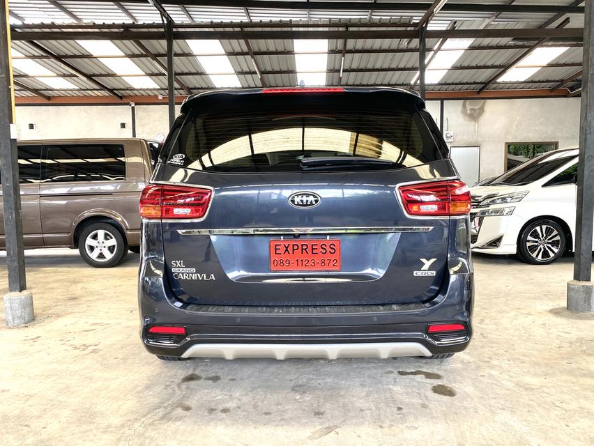 ขาย KIA GRAND CARNIVAL 2.2 SXL ปี2018 รุ่นท๊อป รถมือเดียว 3