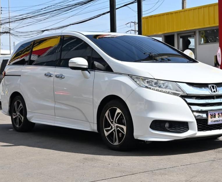 Honda Odyssey สีขาวสภาพดีมาก 3