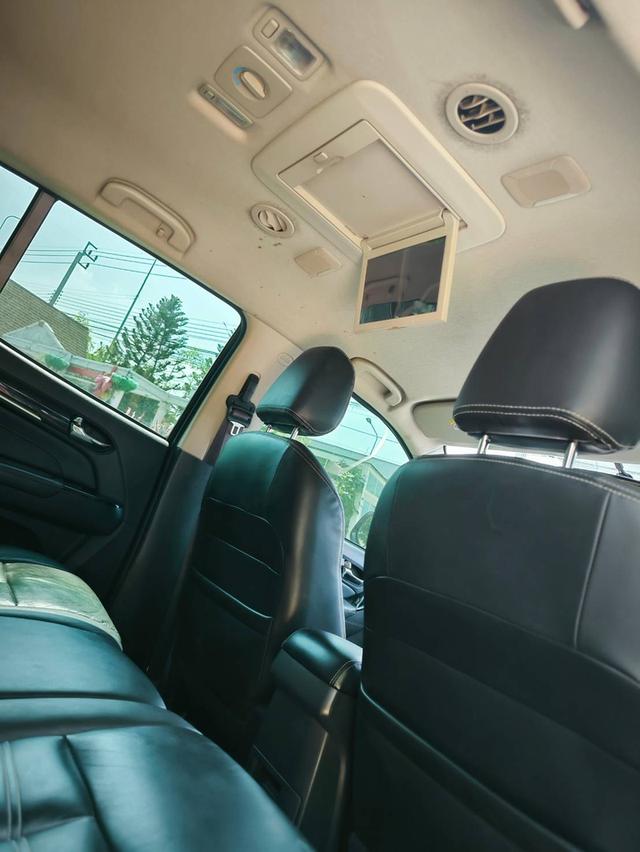 Isuzu MU-X 3.0 ONYX NAVI DVD A/T 13