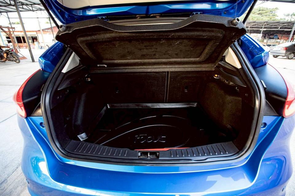 Ford focus 1.5 Ecoboost ปี 2017 สีน้ำเงิน 19