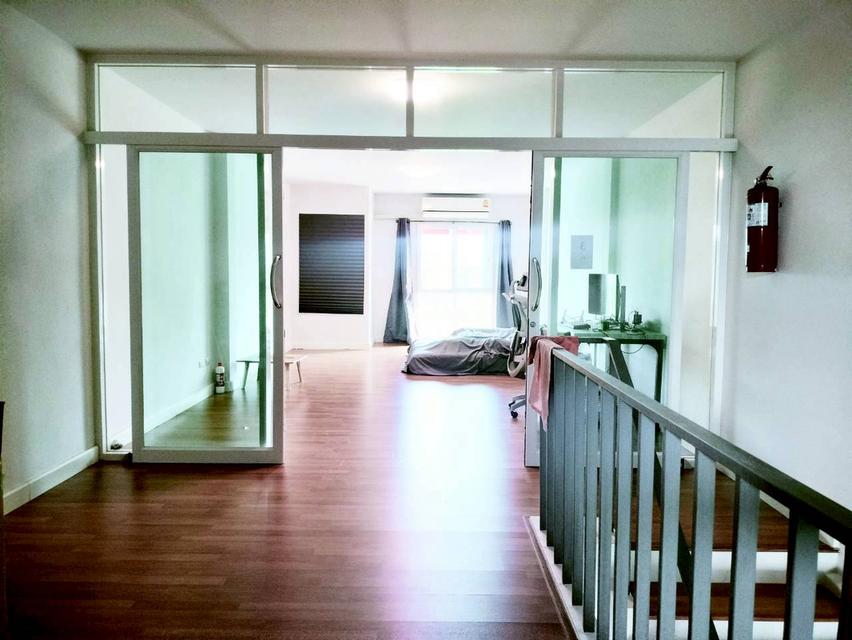 📢ให้เช่า 🏢ทาวน์โฮม /โฮมออฟฟิตห้องมุม 3.5 ชั้น ติด ABAC บางนา  โครงการเมทโทรบิซทาวน์ บรรยากาศสไตล์ยุโรป 19