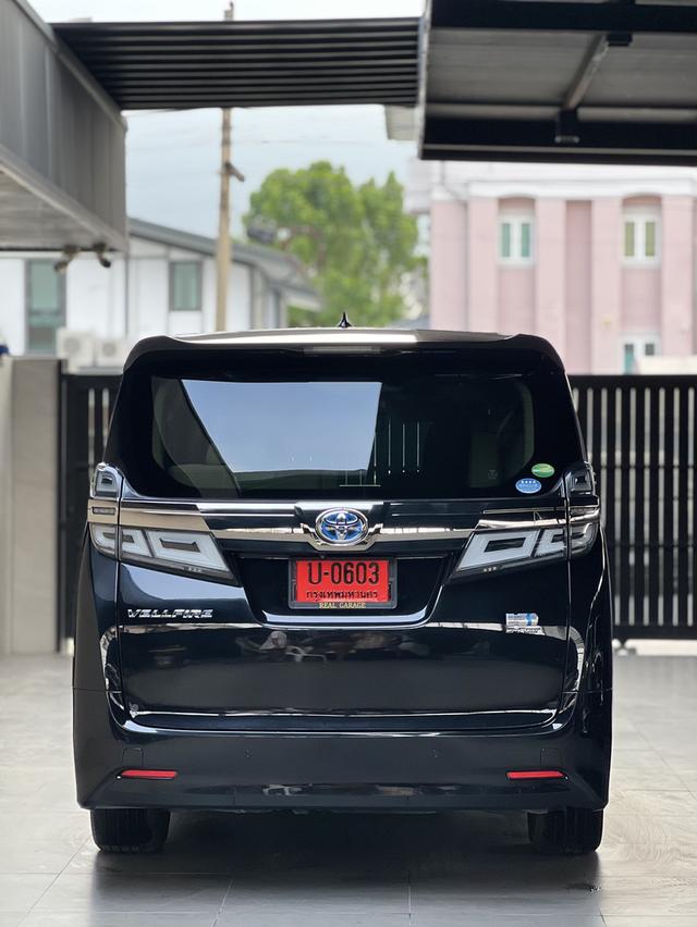 Toyota Vellfire 2.5 HY X 11