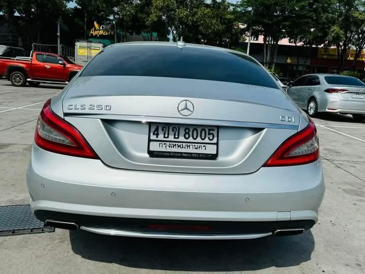 Mercedes-Benz CLS-Class ปี 2012 8