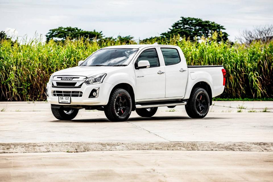 #ISUZU D-MAX HI-LANDER CAB4 3.0 VGS Z ปี 2015| เกียร์ธรรมดา | สีขาว | ดีเซล🚘 รถบ้านสวย เดิมโรงงาน✅ เจ้าของดูแลดี เปลี่ยนถ่ายของเหลวตามระยะ✅ รูปย่อยที่ 4