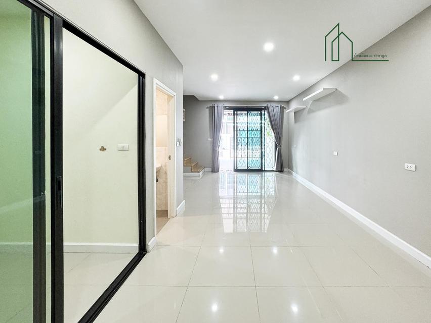 ทาวน์โฮม 3 ชั้น บ้านพาทิโอ วัชรพล – รามอินทรา  12