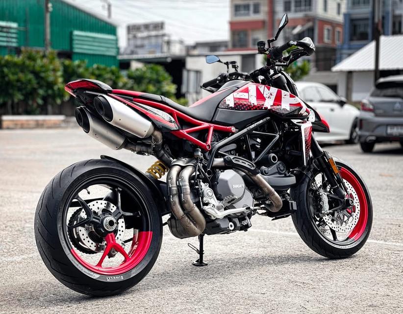 Ducati Hypermotard 950 RVE จดปี 2022 3