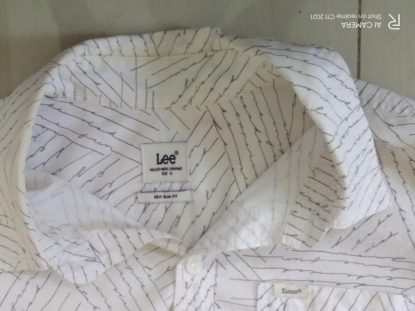LEE เชิ๊ตแขนยาว สีขาว พริ้วกำ ไม่มีตำหนิ