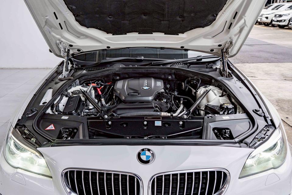 รหัสรถ NP3282 BMW 520D SERIE-5ปีรถ : 2015 รูปที่ 16