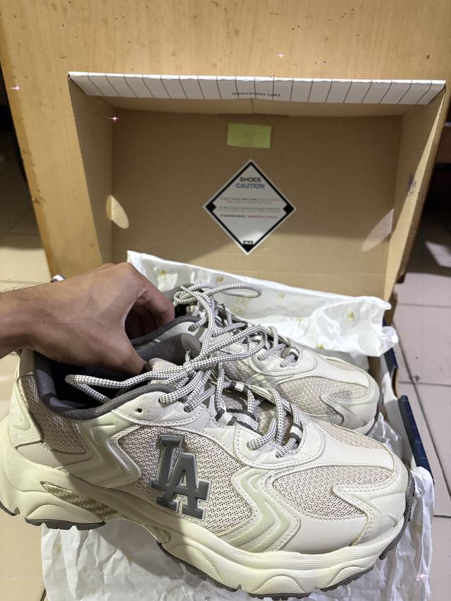 MLB cargo chunky suede