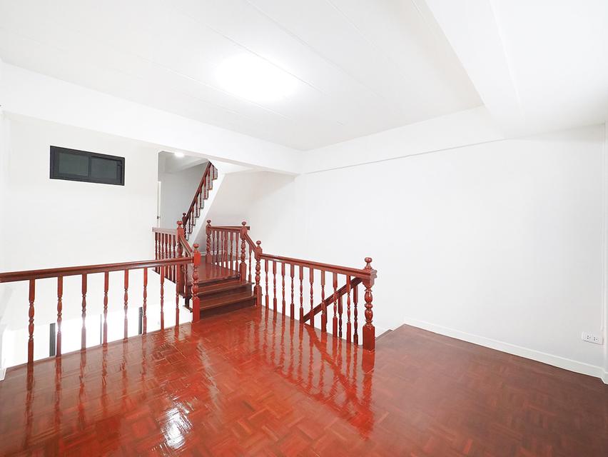 ขายทาวน์เฮ้าส์ 3 ชั้น ม.บัวทองธานี ขนาด 16 ตรว. 3นอน 3น้ำ [บางใหญ่-กาญจนาภิเษก] ขาย 1.65ล้าน 12